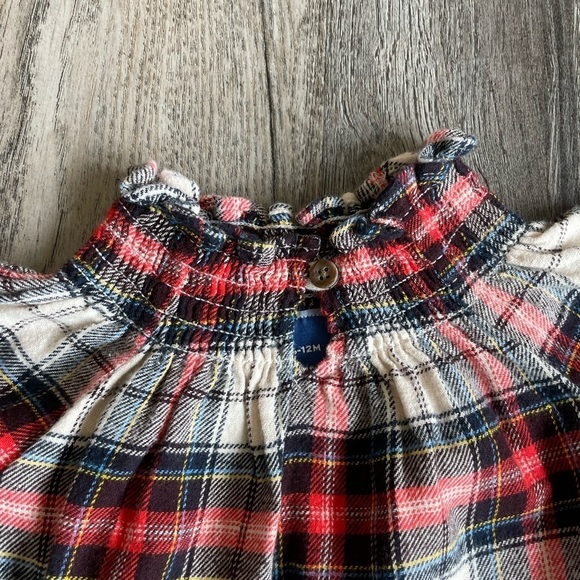 Old Navy Flannel Top, size 6-12 months - Picture 3 of 5
